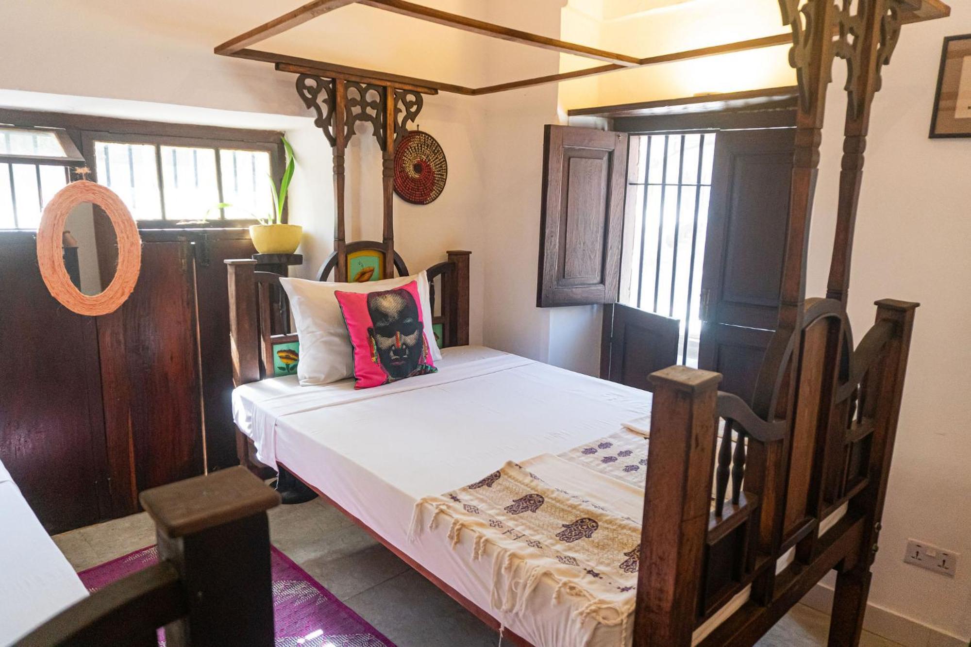 Bed and Breakfast Tarawanda House -Thrivestawi Занзибар Экстерьер фото